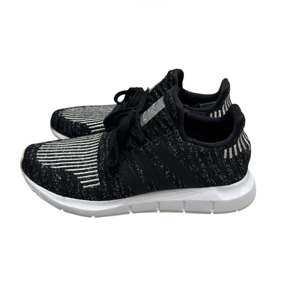 Women’s Adidias Swift Run Core Black,White & Metallic Silver Knit Sneakers: 6 - Picture 5 of 9
